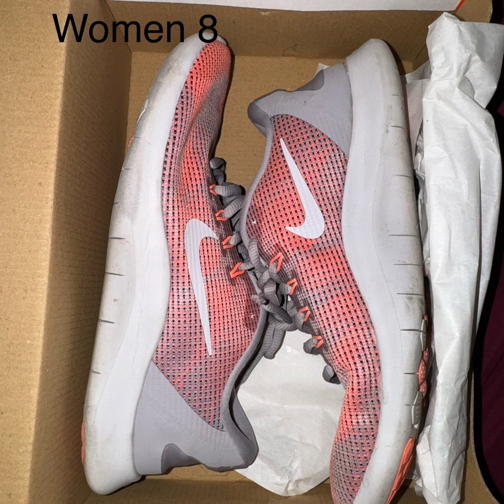 Nike Women's Gray and Coral Sneakers